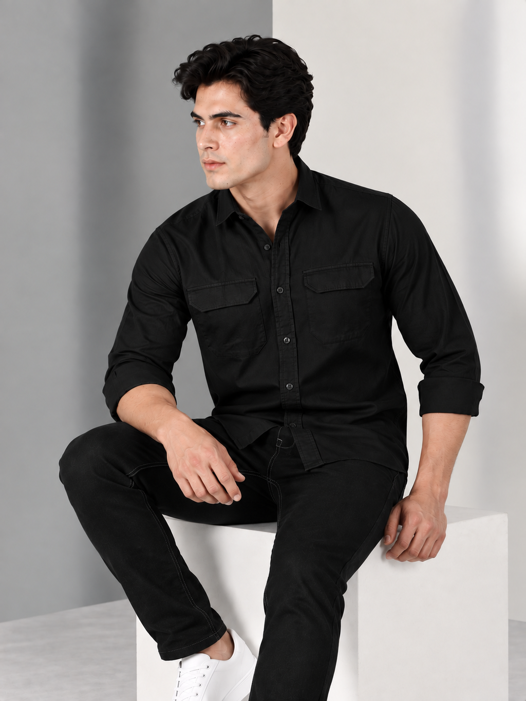 The Icebreaker Black